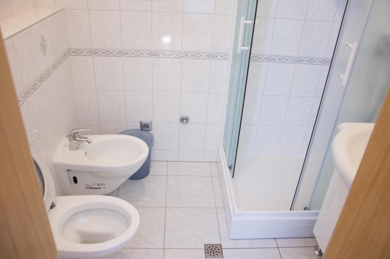 ביוגראד נה מורו Apartments Citrine On The Beach מראה חיצוני תמונה