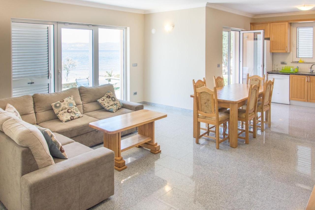 ביוגראד נה מורו Apartments Citrine On The Beach מראה חיצוני תמונה