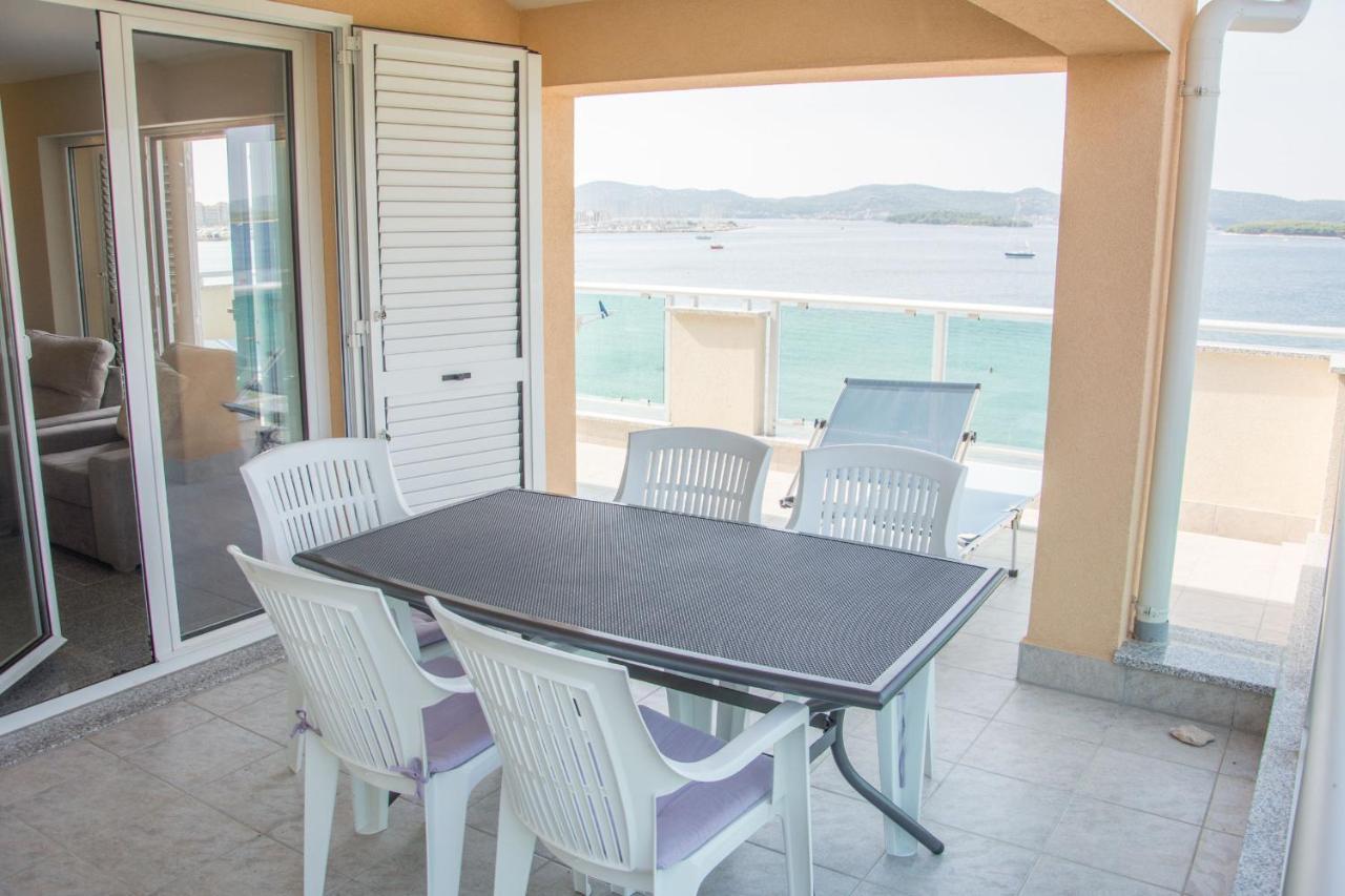 ביוגראד נה מורו Apartments Citrine On The Beach מראה חיצוני תמונה
